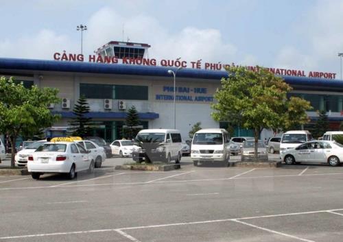 Toàn cảnh bên ngoài Cảng hàng không quốc tế Phú Bài.